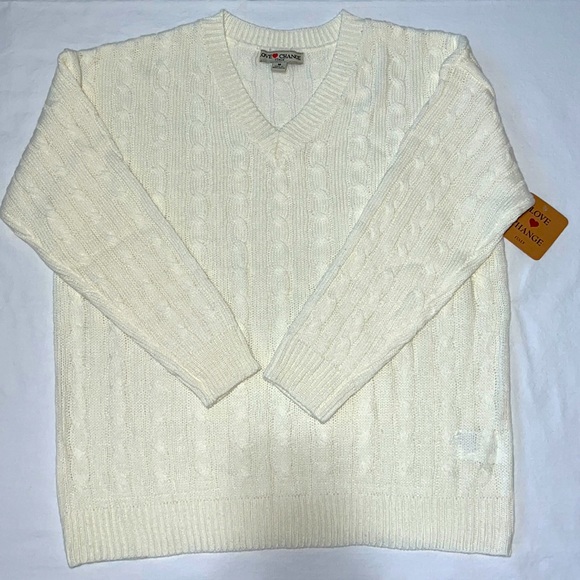 Love Change Italy Off White Cable Knit V-Neck Pullover Sweater - Picture 2 of 4